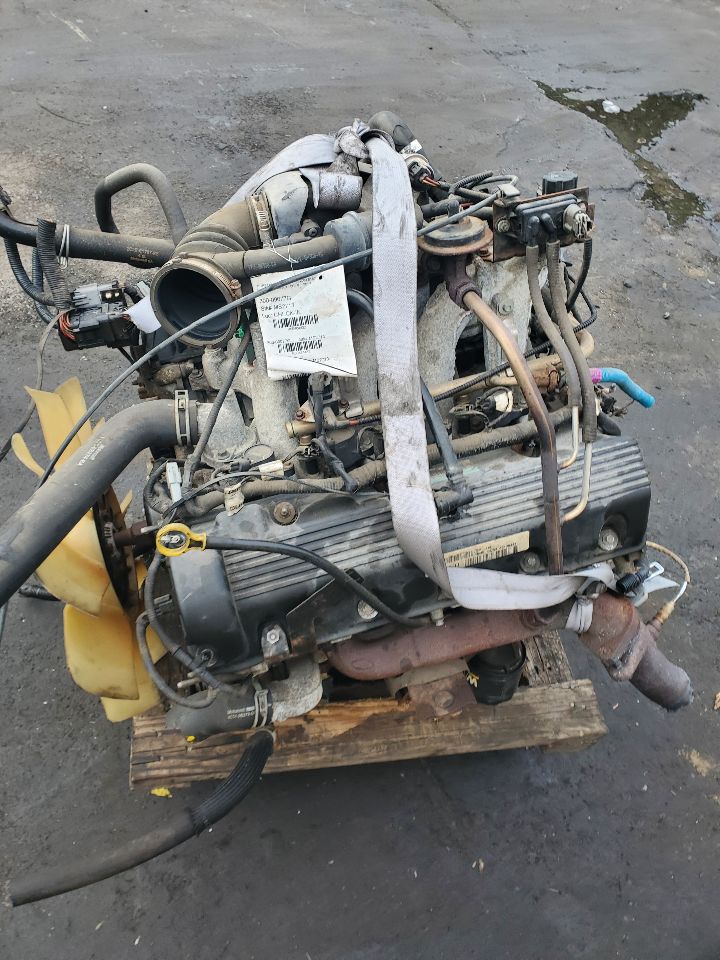 2004 FORD VAN ENGINE ASSEMBLY - 484432 — photo 2