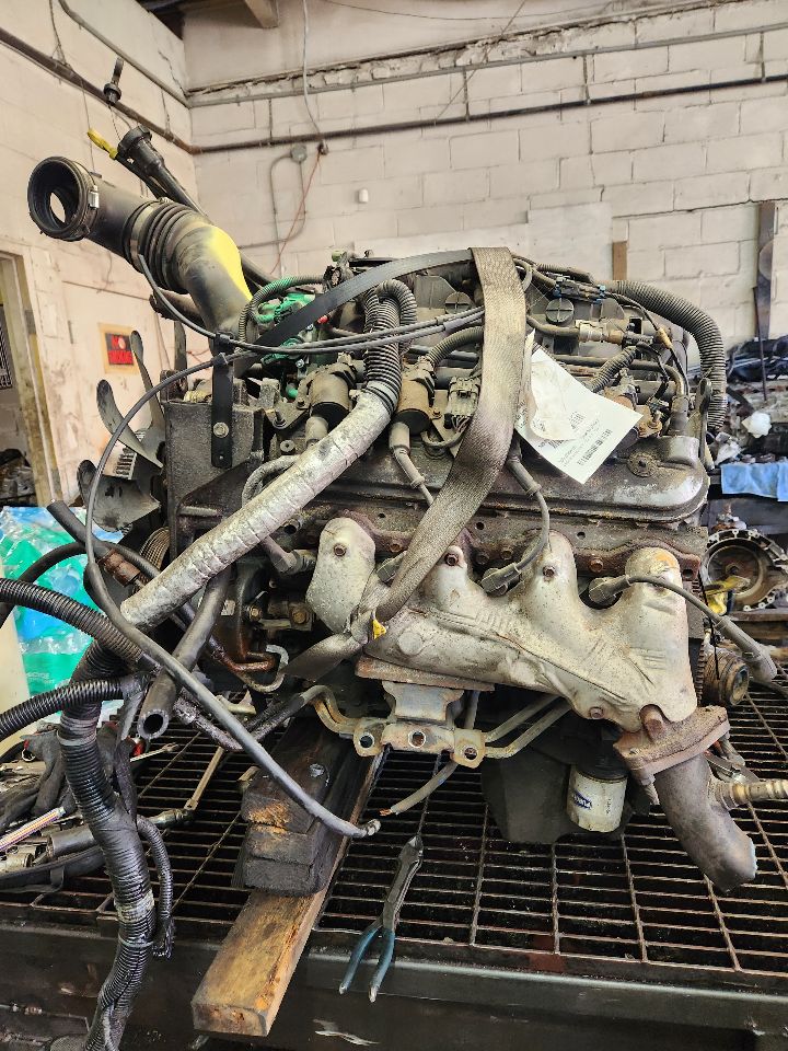 2005 CHEVROLET VAN ENGINE ASSEMBLY - 484497 — photo 2