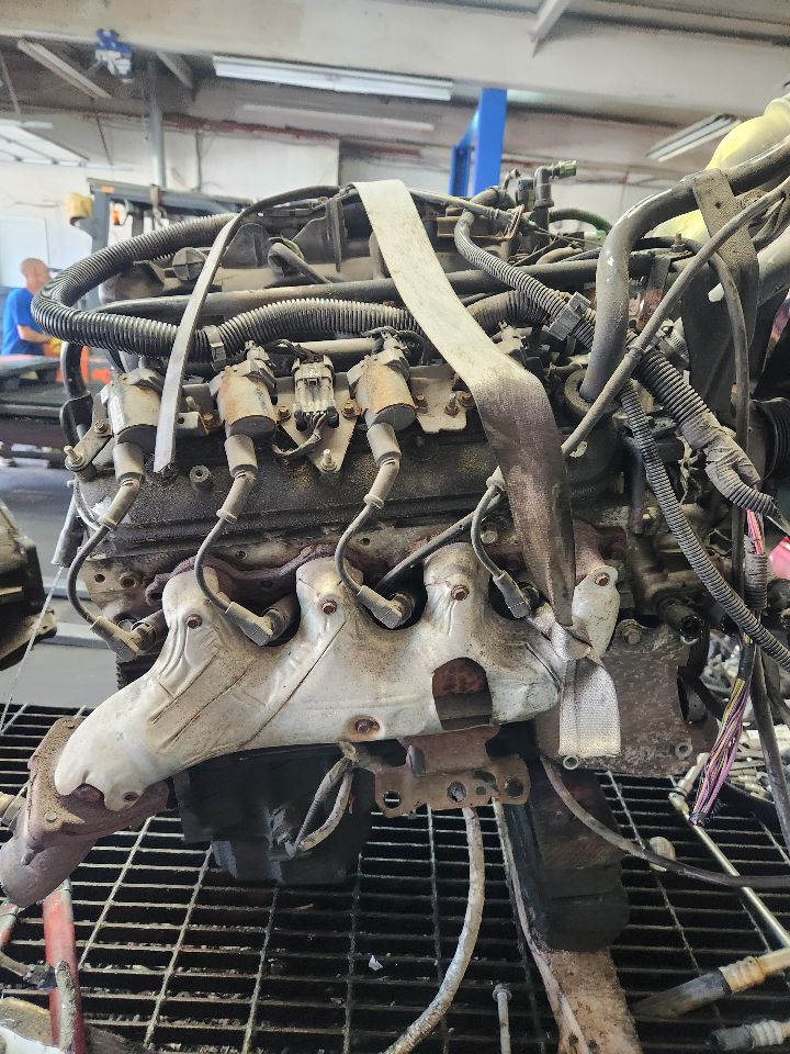 2005 CHEVROLET VAN ENGINE ASSEMBLY - 484497 — photo 4