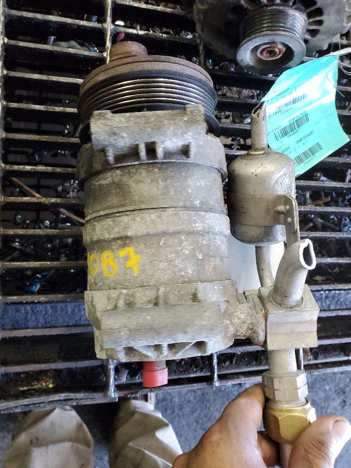 2002 CHEVROLET VAN AC COMPRESSOR - 484678 — photo 3