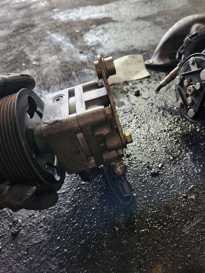 2009 NISSAN MAXIMA PS Pump/Motor - 484737