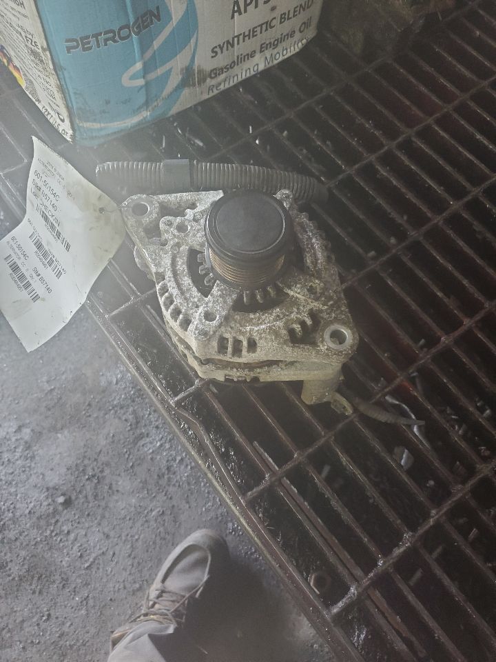 2016 TOYOTA SIENNA 6cyl Gasoline 3.5 ALTERNATOR - 484951