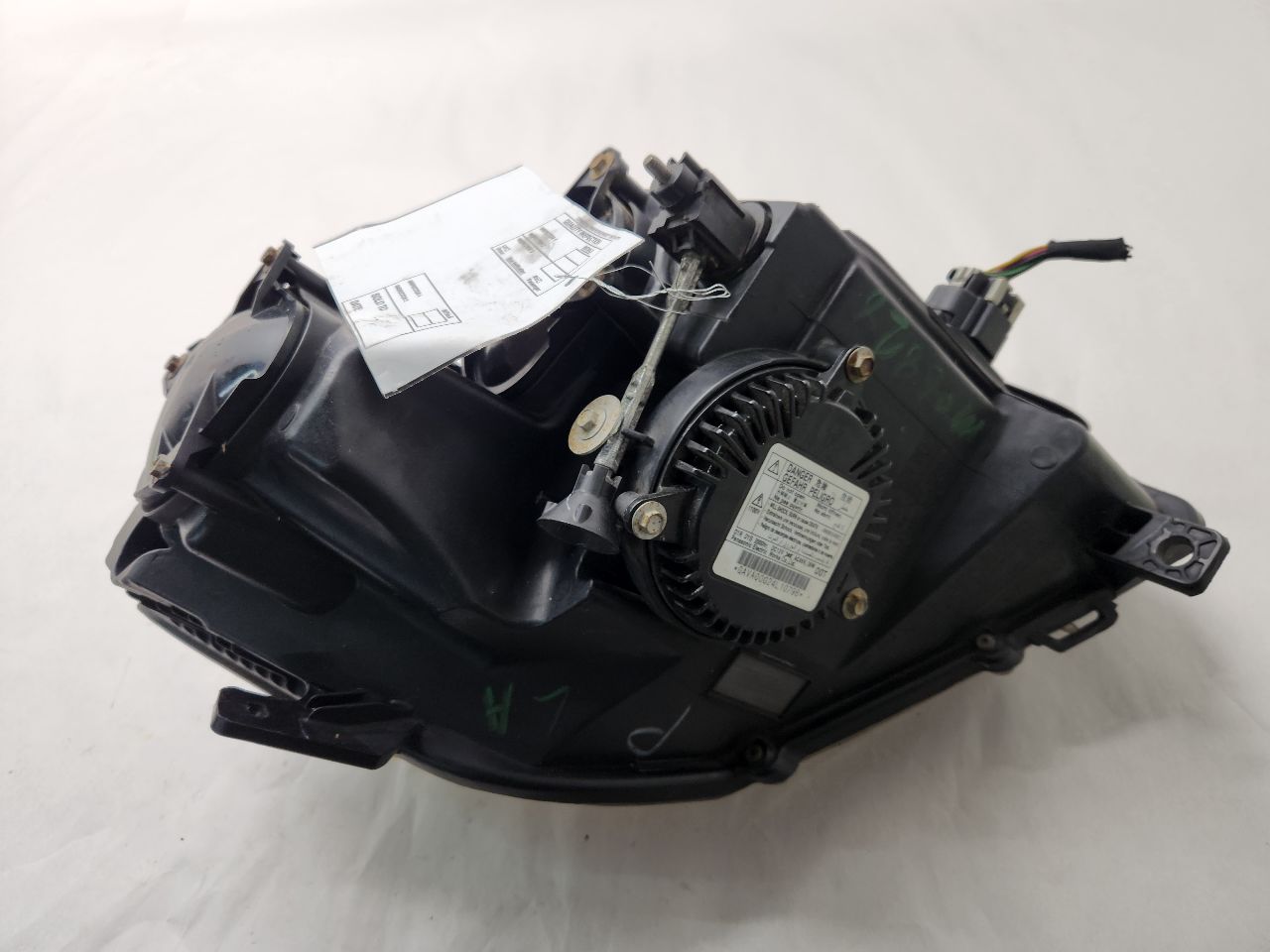 2013 CADILLAC CTS Right HEADLAMP ASSEMBLY - 485316 — photo 2