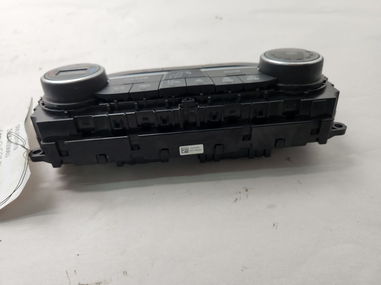 2019 FORD ECOSPORT TEMP CONTROL - 485328 — photo 2