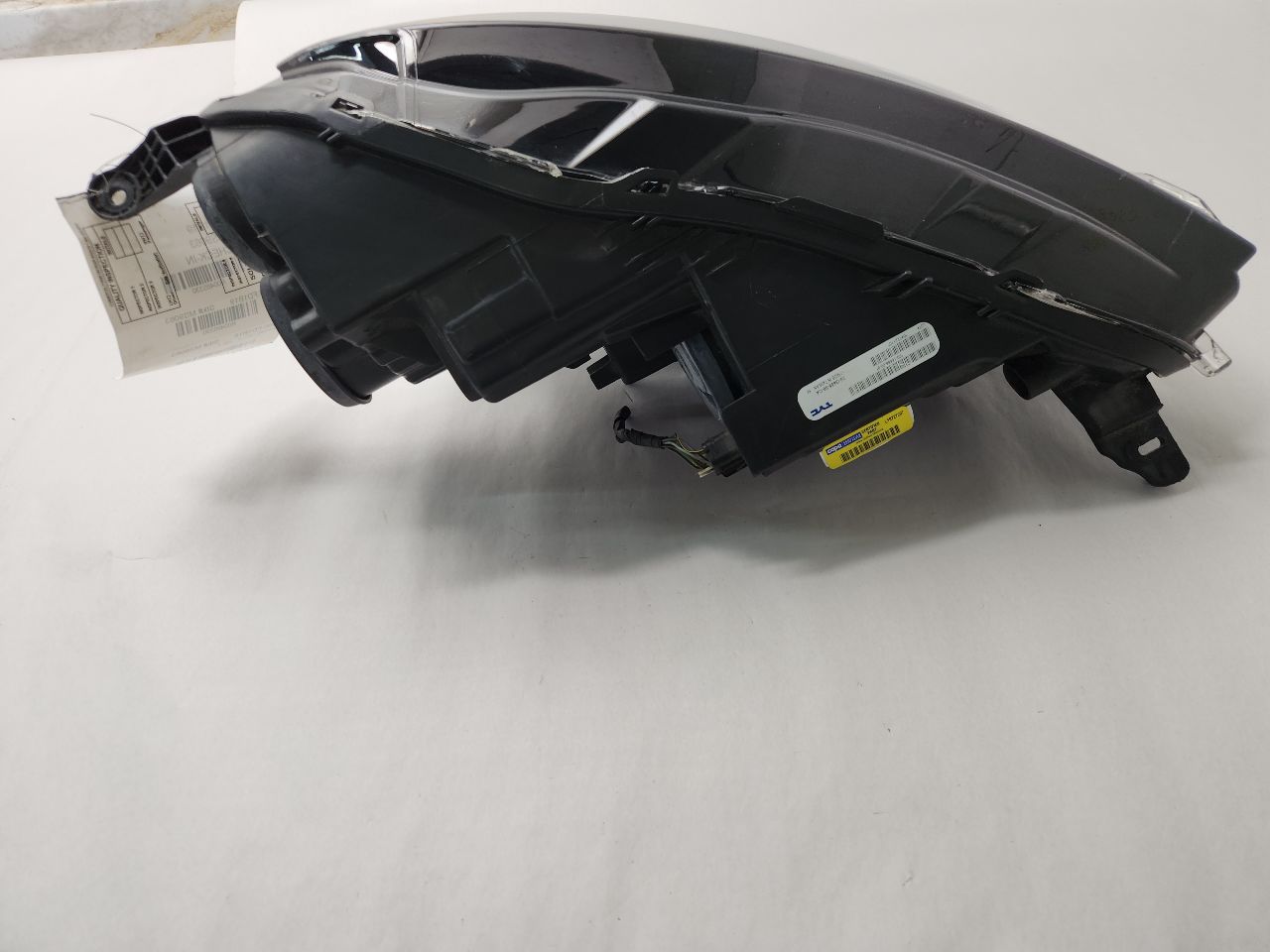 2019 FORD ECOSPORT Left HEADLAMP ASSEMBLY - 485330 — photo 2