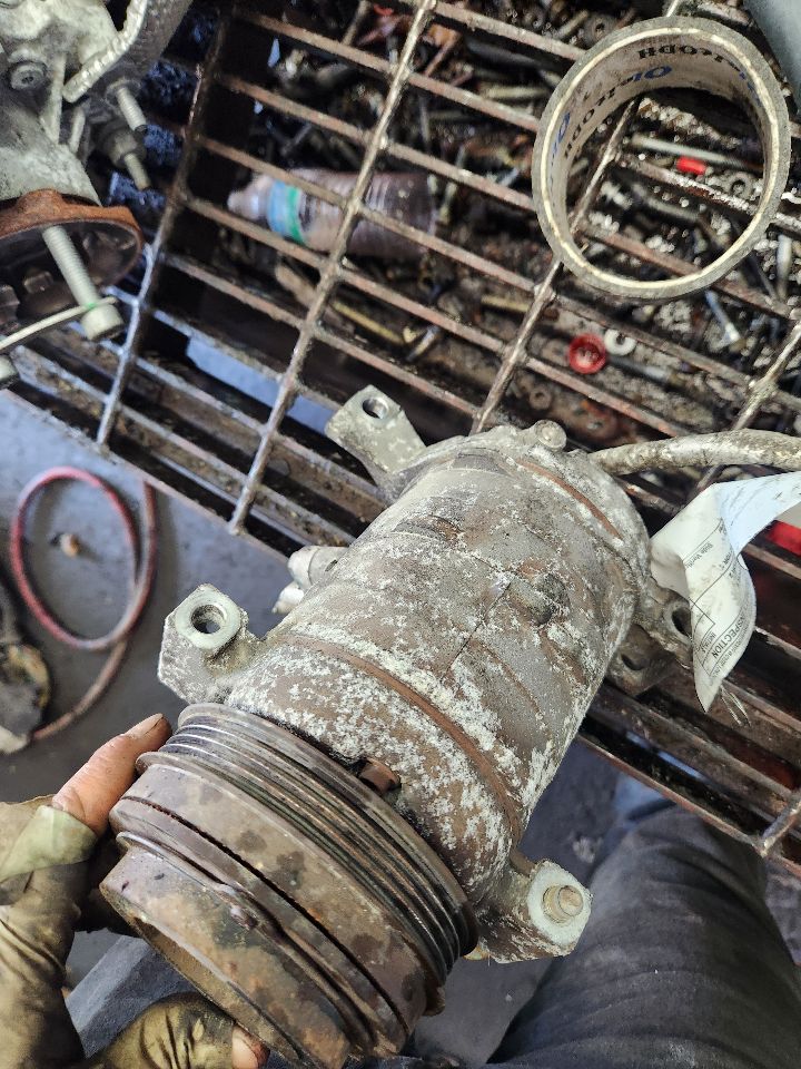2005 CHEVROLET VAN AC COMPRESSOR - 485361 — photo 2