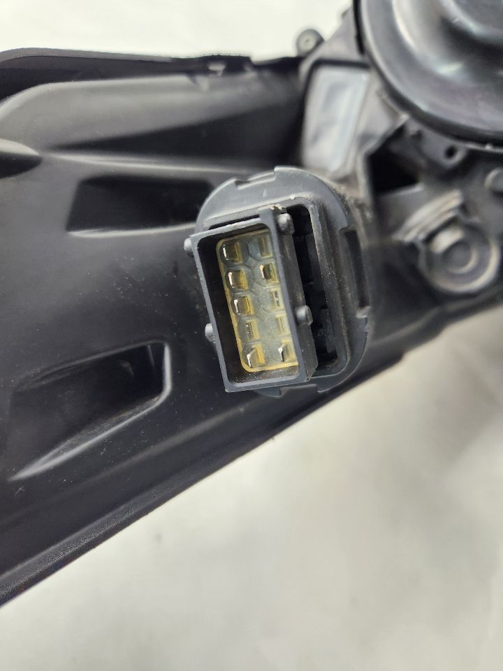 2013 CADILLAC XTS Left HEADLAMP ASSEMBLY - 485376 — photo 3