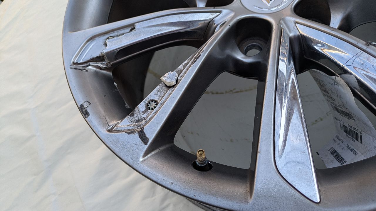 2013 CADILLAC XTS WHEEL - 485384 — photo 3