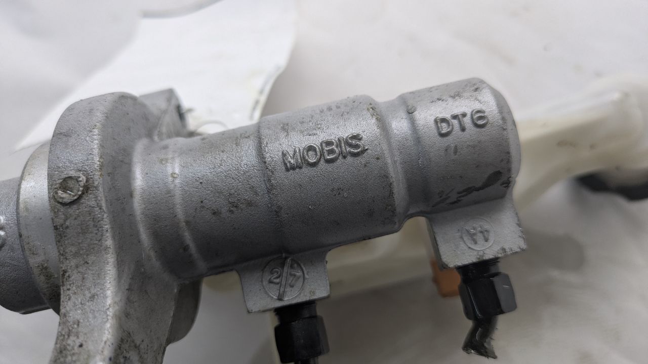 2014 HYUNDAI ELANTRA BRAKE MASTER CYL - 485612 — photo 4
