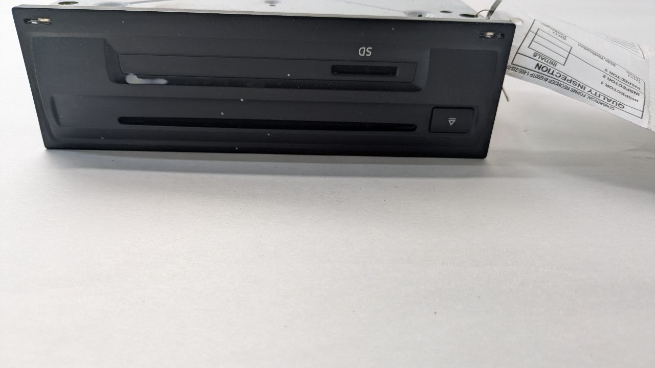 2019 VOLKSWAGEN TIGUAN Radio Audio - 485774 — photo 1