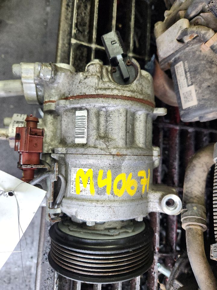 2019 VOLKSWAGEN TIGUAN AC COMPRESSOR - 485784 — photo 1