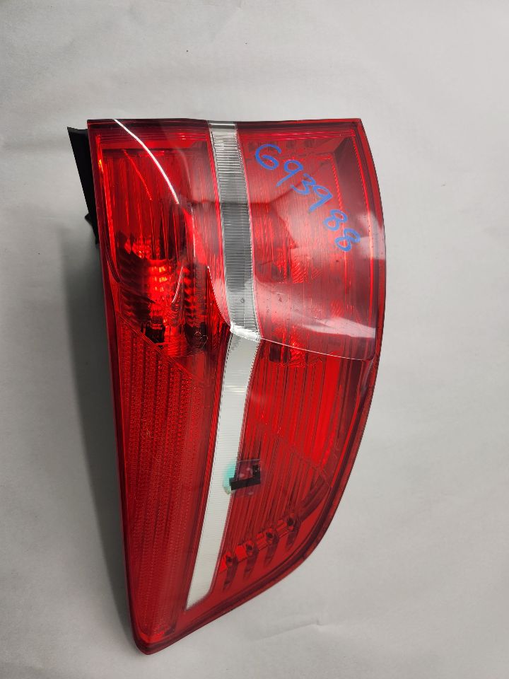 2009 BMW X6 8cyl Gasoline Turbo 4.4 Left TAIL LAMP - 485856