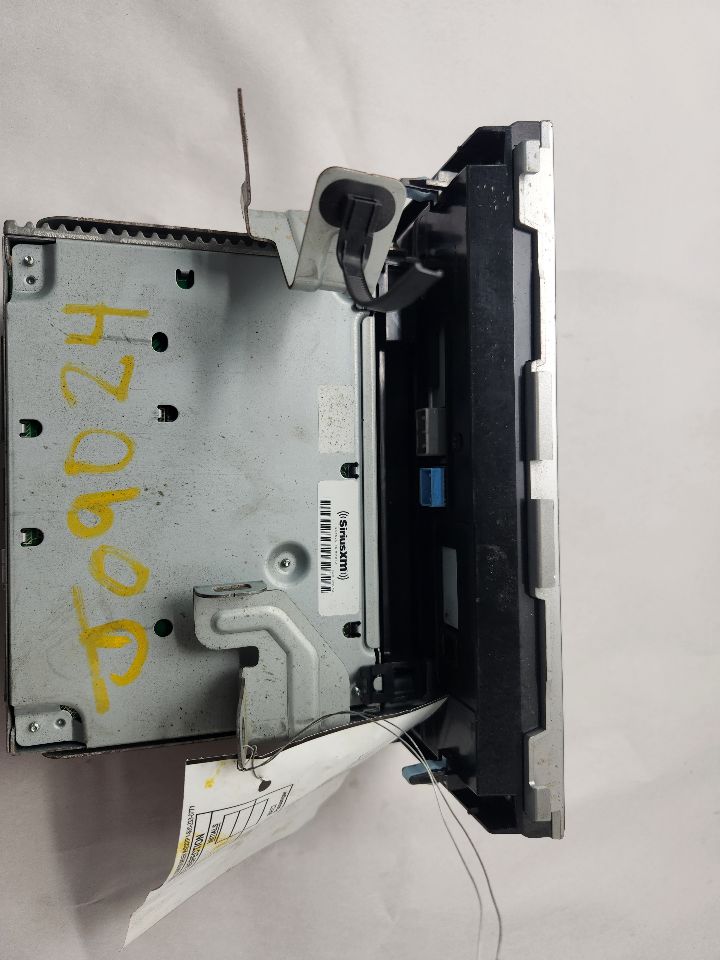 2021 HONDA INSIGHT 1.5L 4cyl Hybrid VVT Radio Audio - 485900 — photo 5