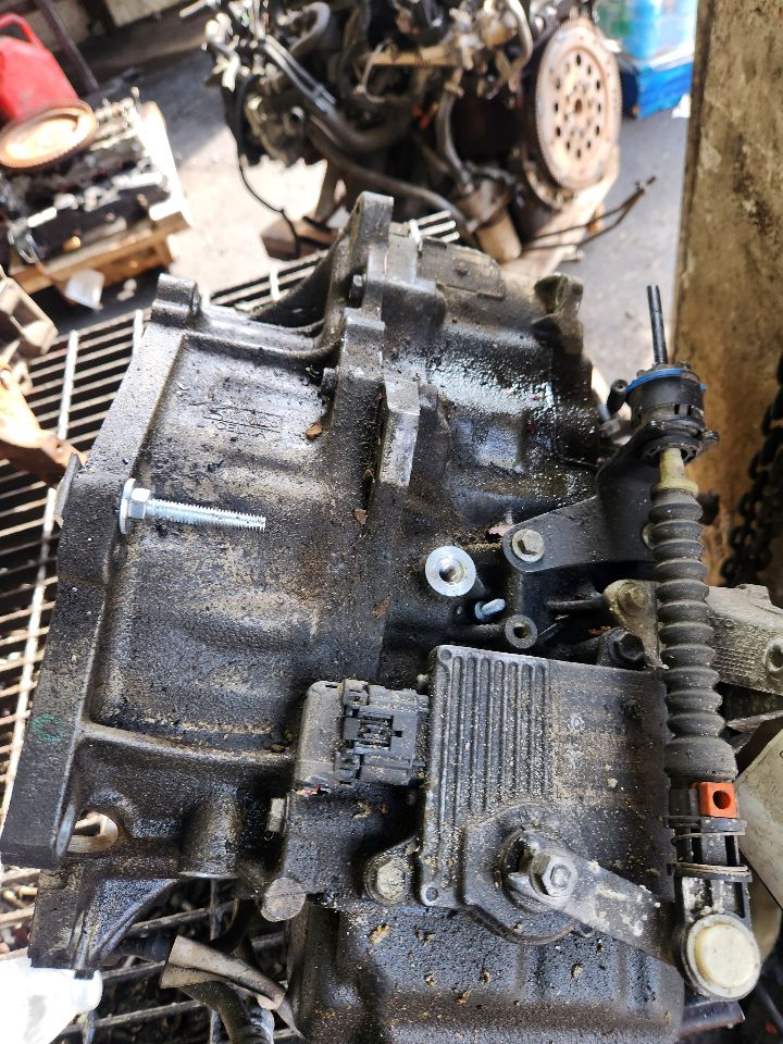 2011 VOLVO XC90 Transmiss,Transaxle - 485969