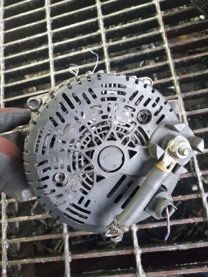 2013 AUDI A6 ALTERNATOR - 486047 — photo 2