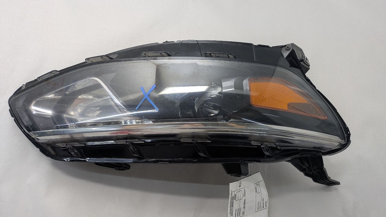 2018 CHEVROLET MALIBU 1.5L 4cyl Turbo Gasoline Right HEADLAMP ASSEMBLY - 486090