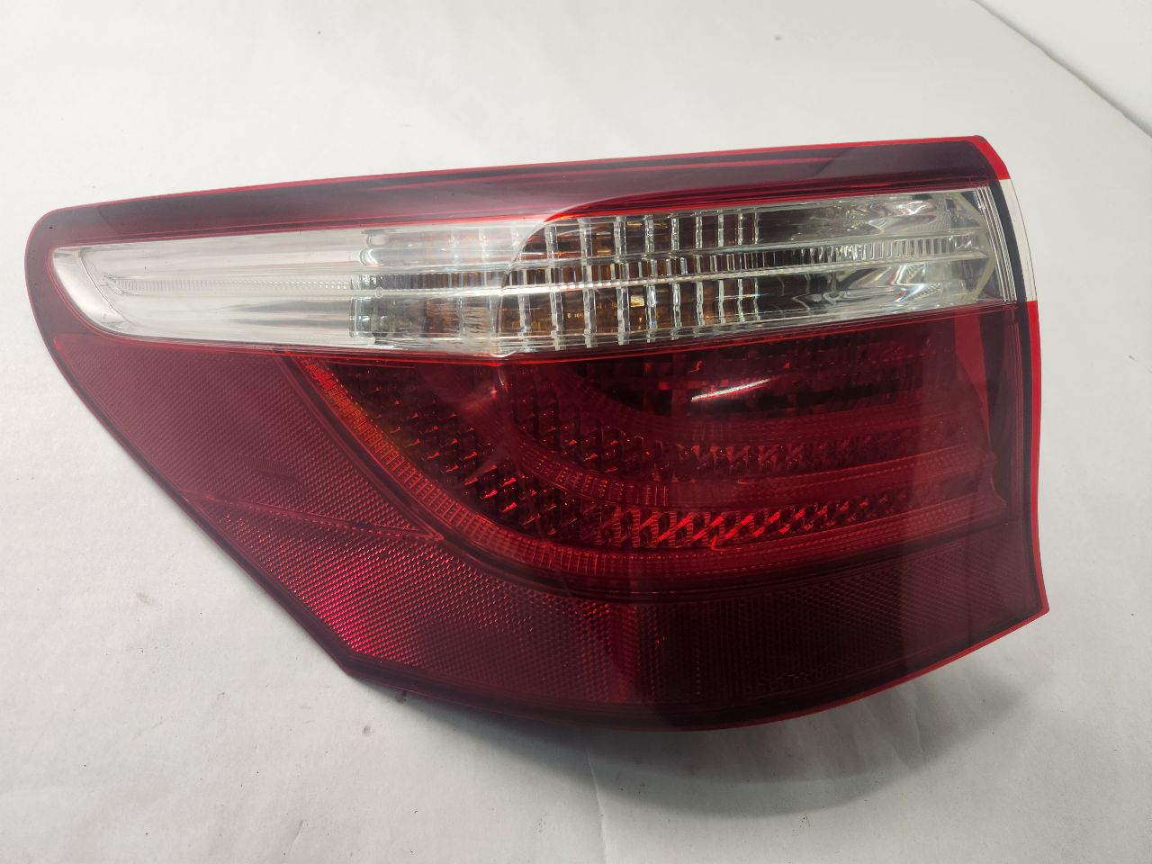 2008 LEXUS LS460 8cyl Gasoline 4.6 Left TAIL LAMP - 486168