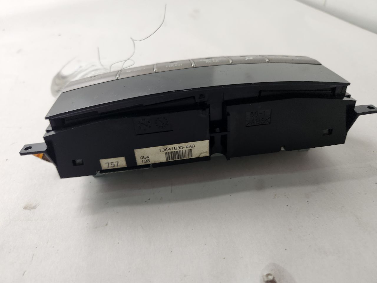 2008 LEXUS LS460 8cyl Gasoline 4.6 TEMP CONTROL - 486170 — photo 4