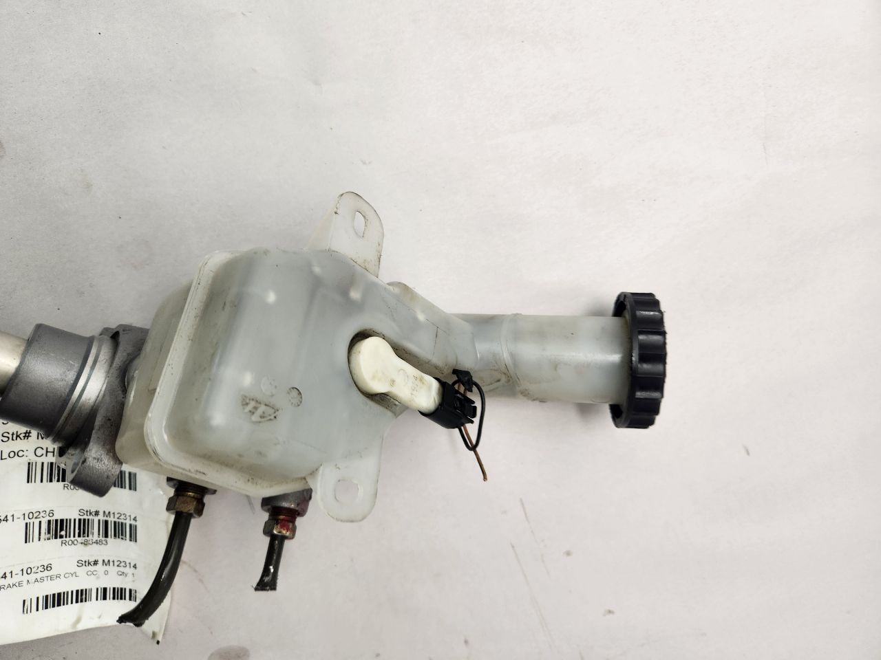 2015 MITSUBISHI OUTLANDER SPORT BRAKE MASTER CYL - 486483 — photo 2
