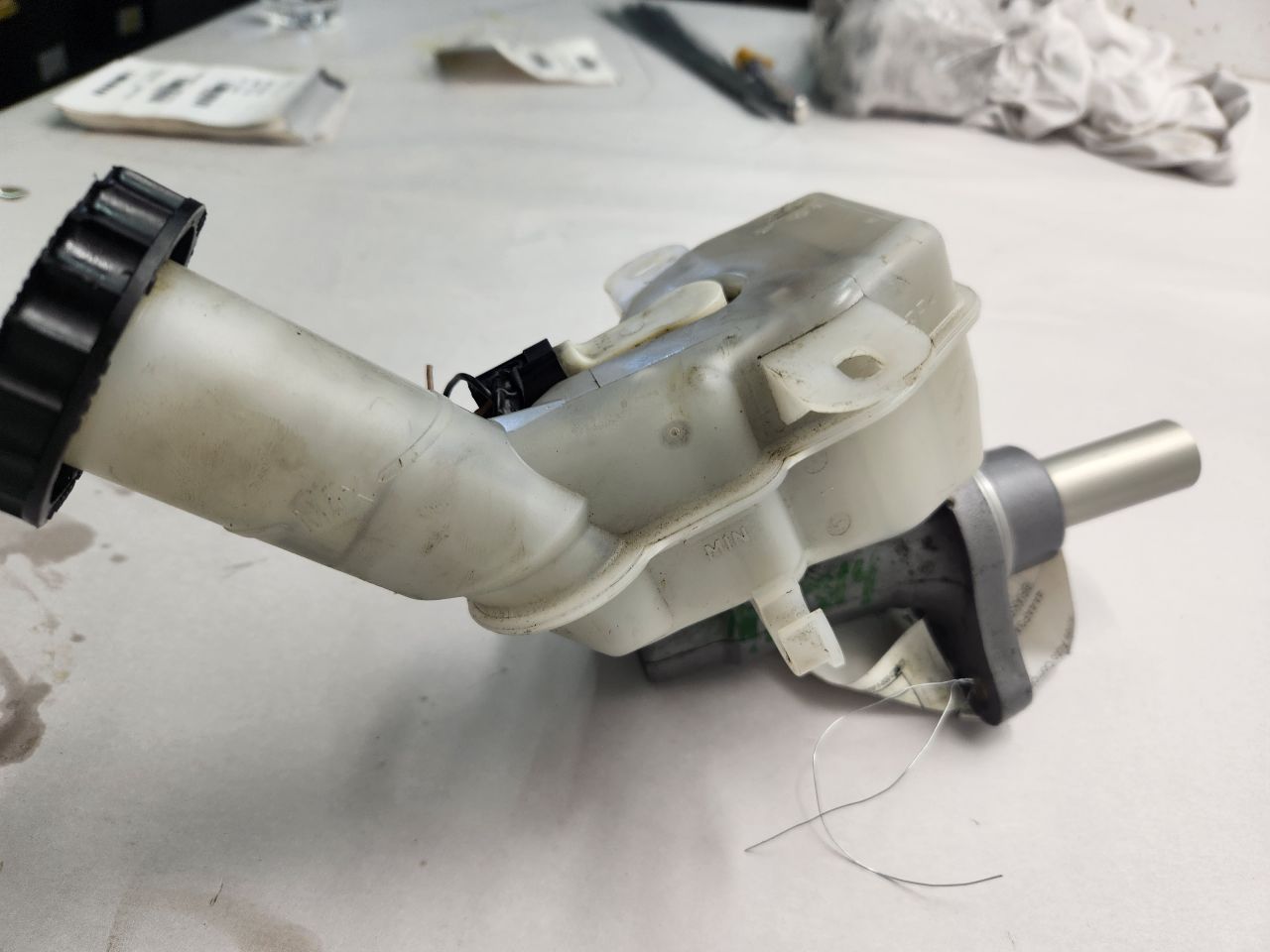 2015 MITSUBISHI OUTLANDER SPORT BRAKE MASTER CYL - 486483 — photo 3