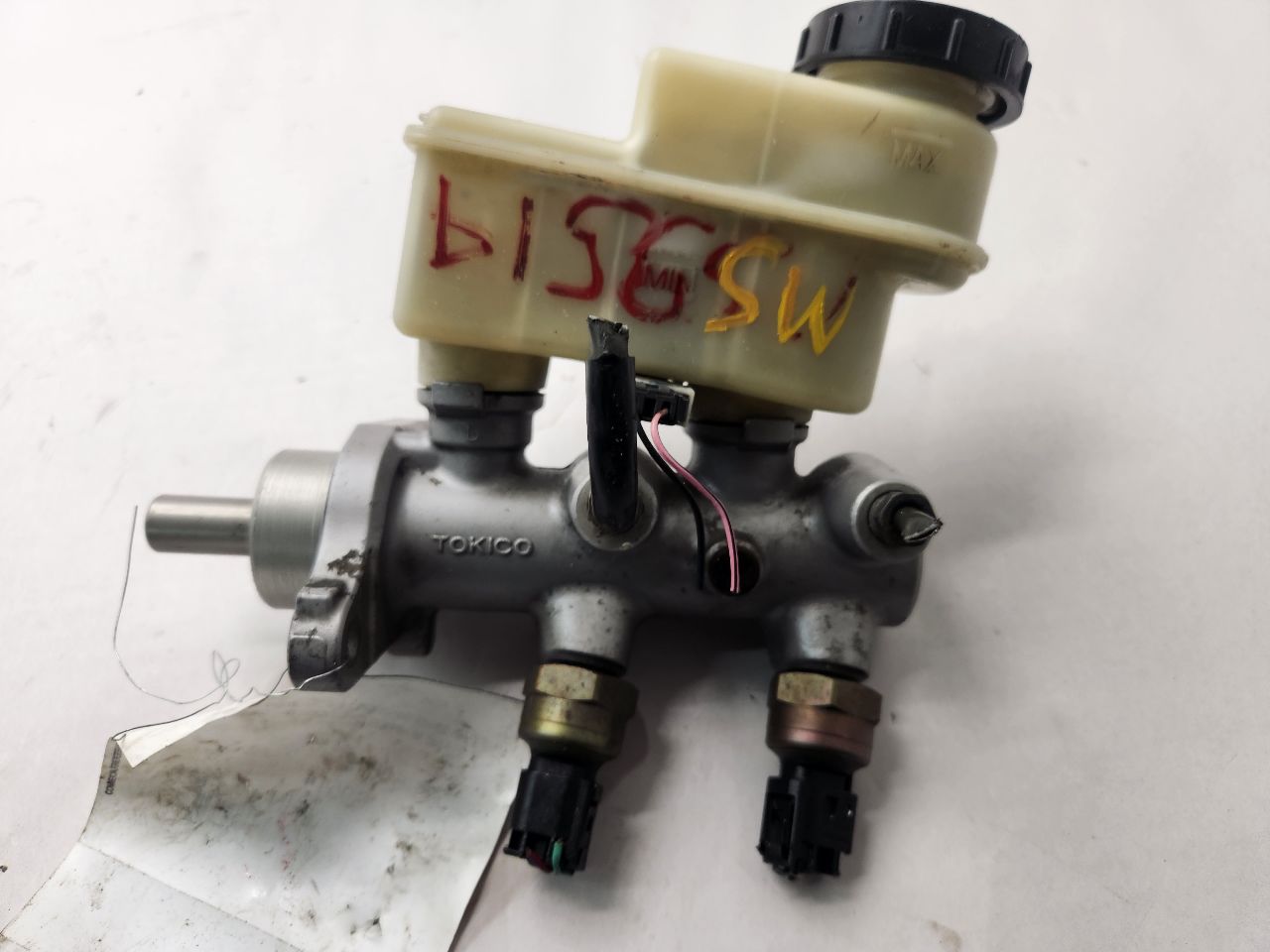 2006 NISSAN TITAN BRAKE MASTER CYL - 486541