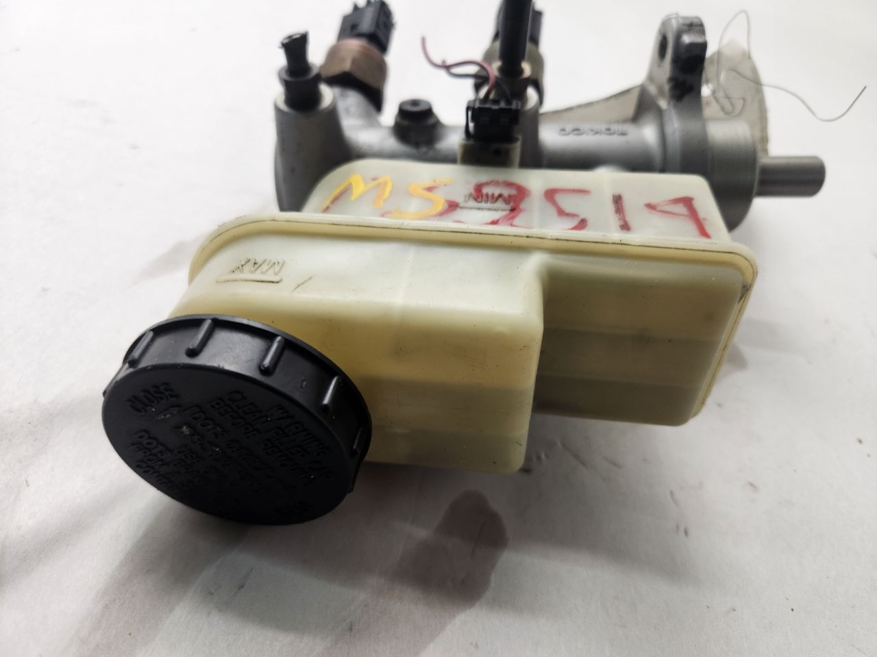 2006 NISSAN TITAN BRAKE MASTER CYL - 486541 — photo 7