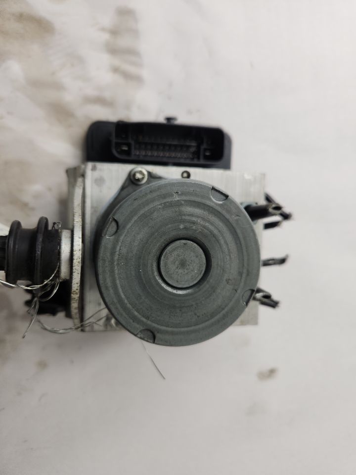 2018 AUDI A6 Anti-lock Brake Pts - 486565 — photo 1
