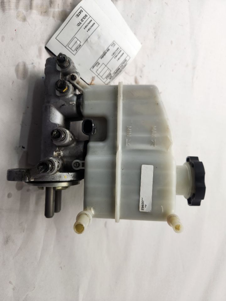 2009 CHEVROLET TAHOE BRAKE MASTER CYL - 486629