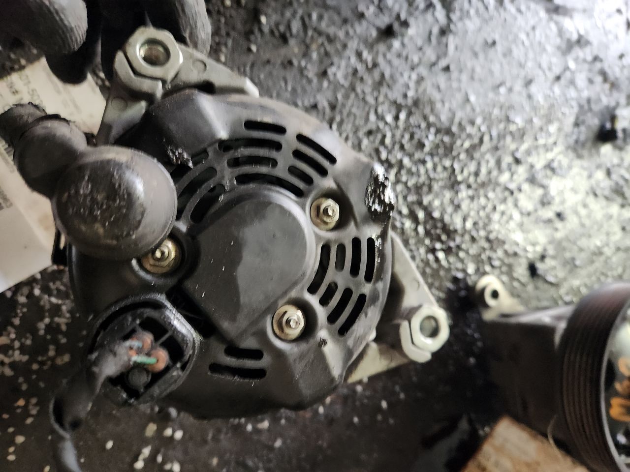 2014 KIA CADENZA ALTERNATOR - 486673 — photo 2