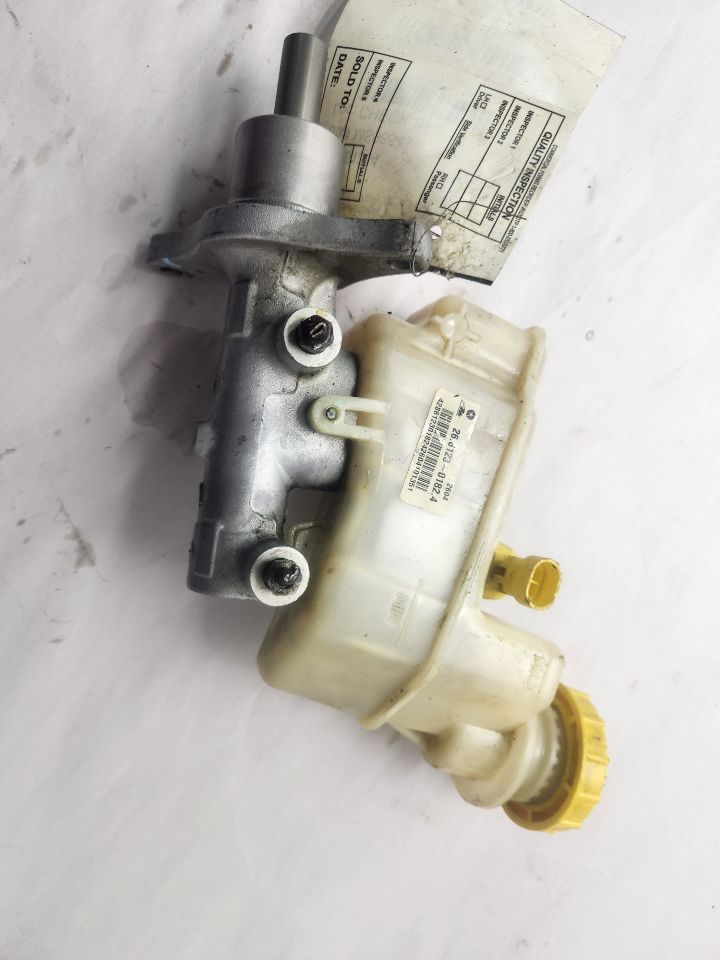2015 DODGE DART BRAKE MASTER CYL - 486793