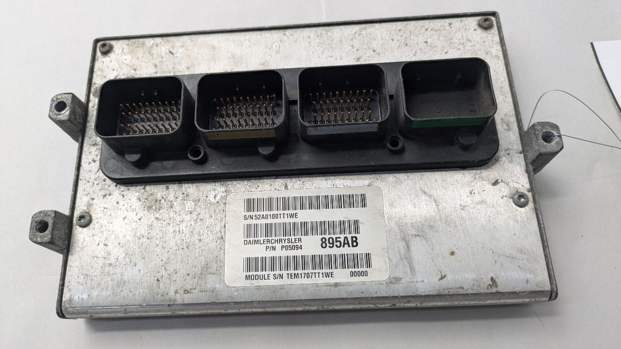 2006 JEEP COMMANDER Eng/Motor Cont Mod - 486833 — photo 1