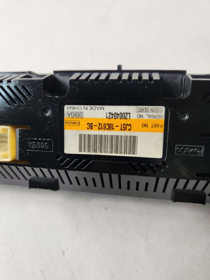 2015 FORD ESCAPE TEMP CONTROL - 486843 — photo 2