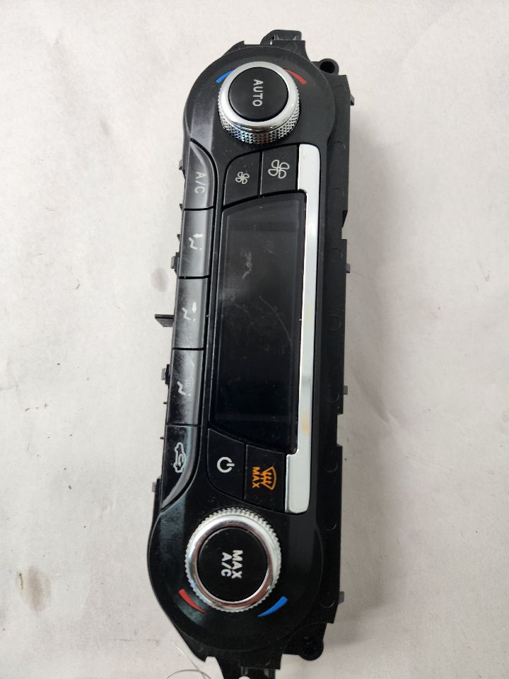 2015 FORD ESCAPE TEMP CONTROL - 486843 — photo 3