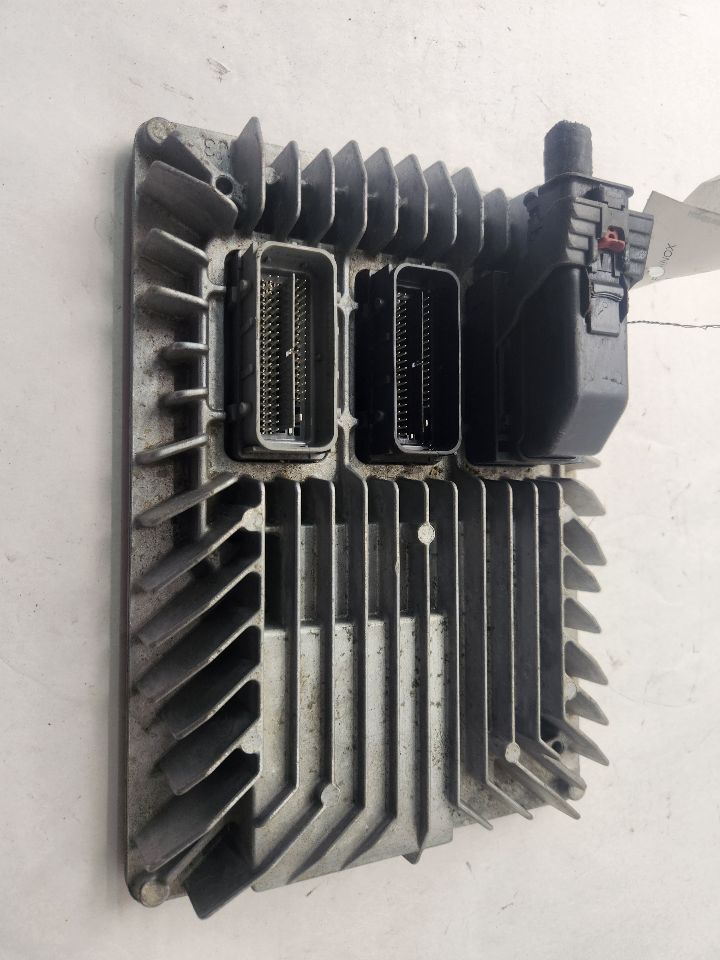 2016 CHEVROLET EQUINOX Eng/Motor Cont Mod - 487060 — photo 1