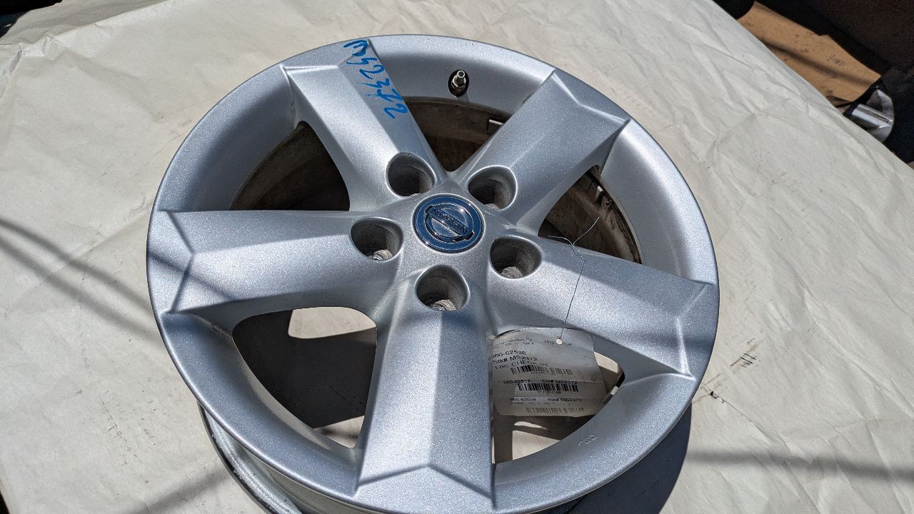 2013 NISSAN ROGUE WHEEL - 487198 — photo 3
