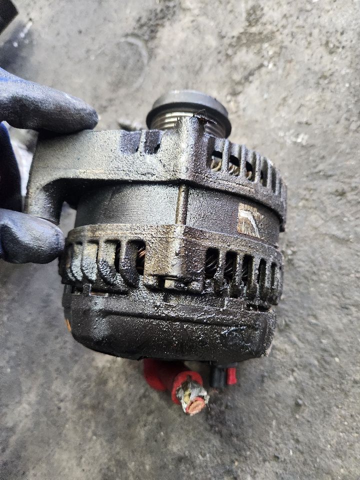 2015 JEEP CHEROKEE ALTERNATOR - 487458 — photo 2