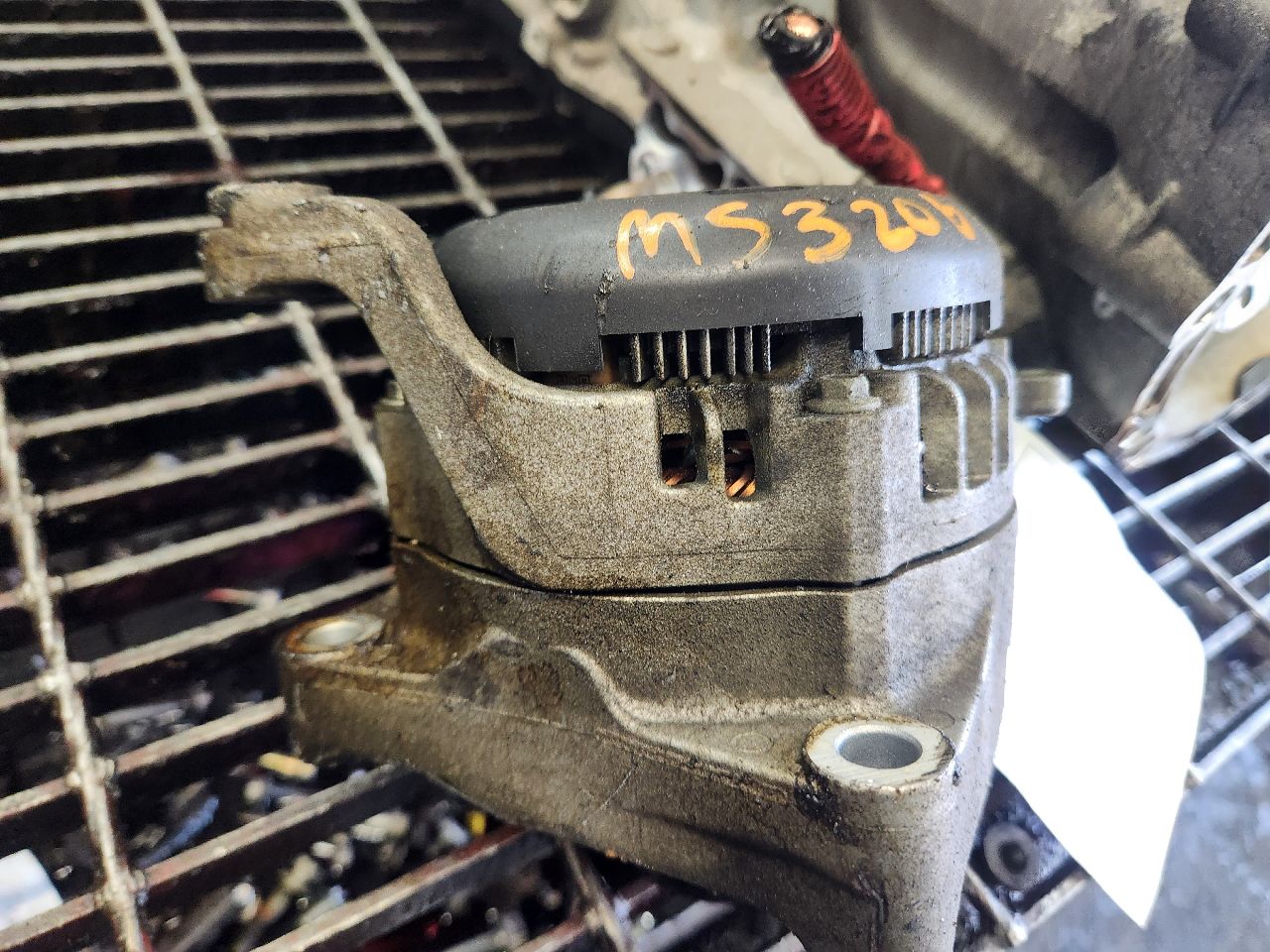 2016 BMW 528i ALTERNATOR - 487498 — photo 2
