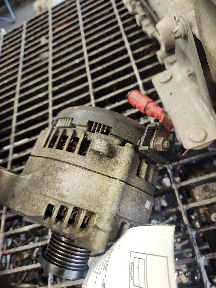 2016 BMW 528i ALTERNATOR - 487498 — photo 4