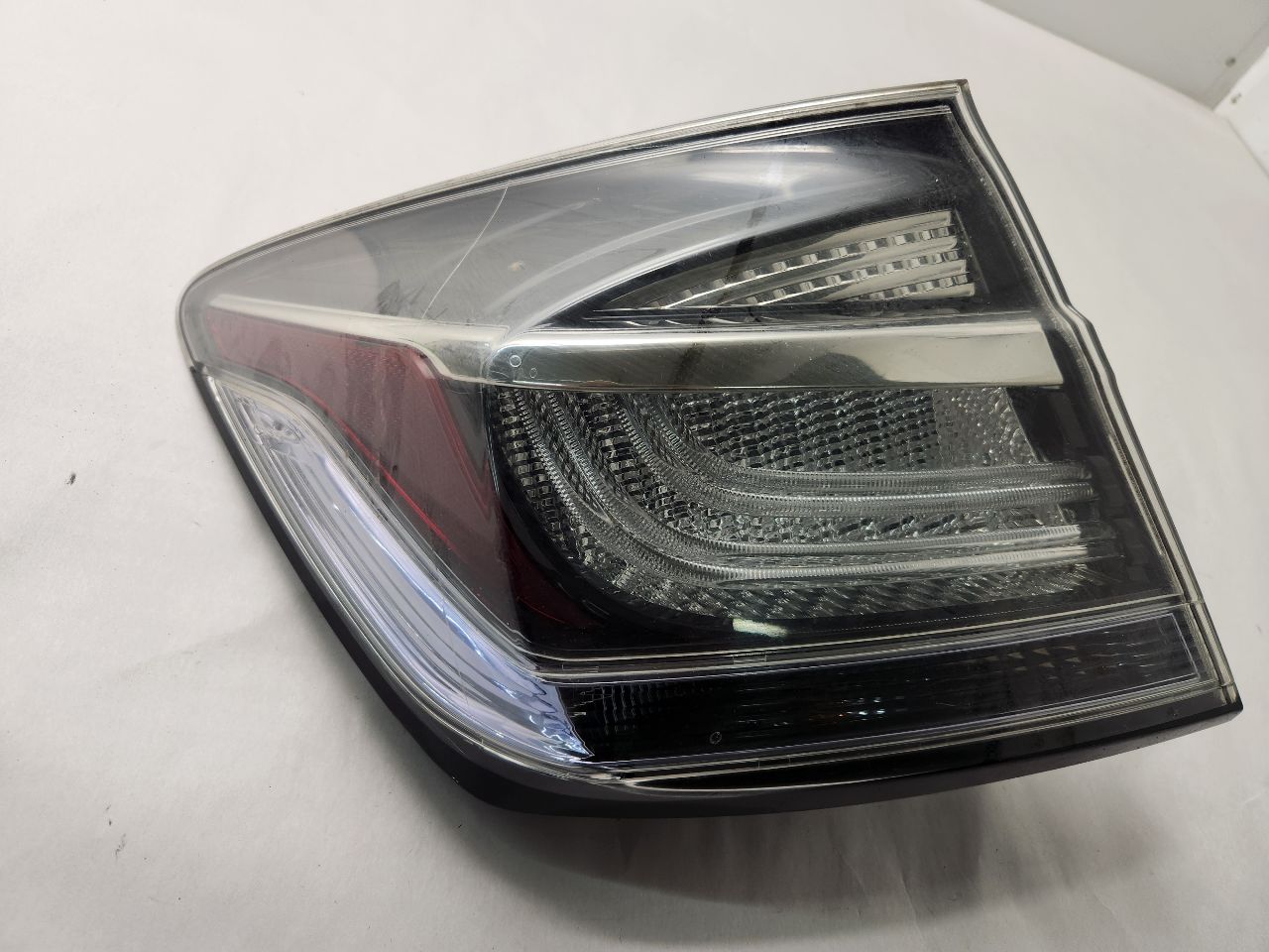 2015 HONDA CIVIC Left TAIL LAMP - 487578 — photo 1