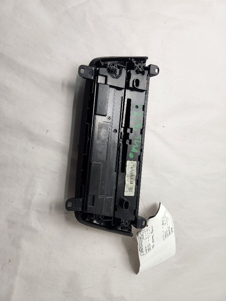 2014 BMW 320i TEMP CONTROL - 487667 — photo 2