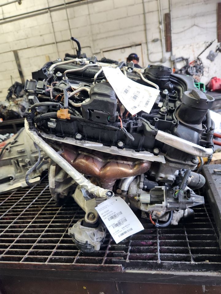 2014 BMW 320i ENGINE ASSEMBLY - 487670 — photo 3