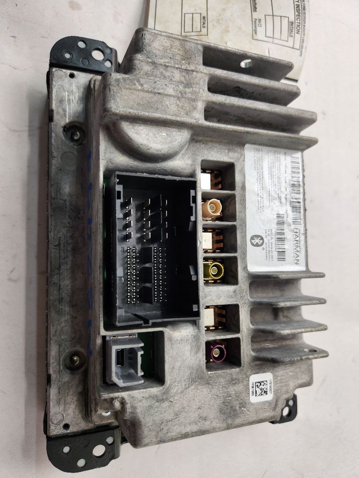 2017 JEEP CHEROKEE Radio Audio - 487709 — photo 2