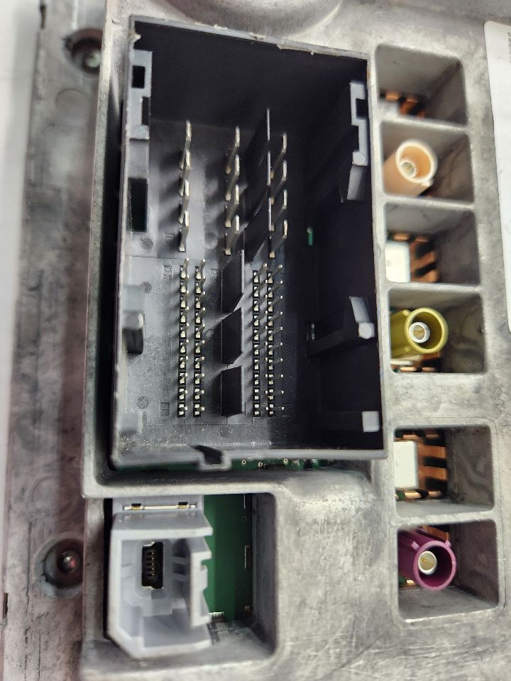 2017 JEEP CHEROKEE Radio Audio - 487709 — photo 4