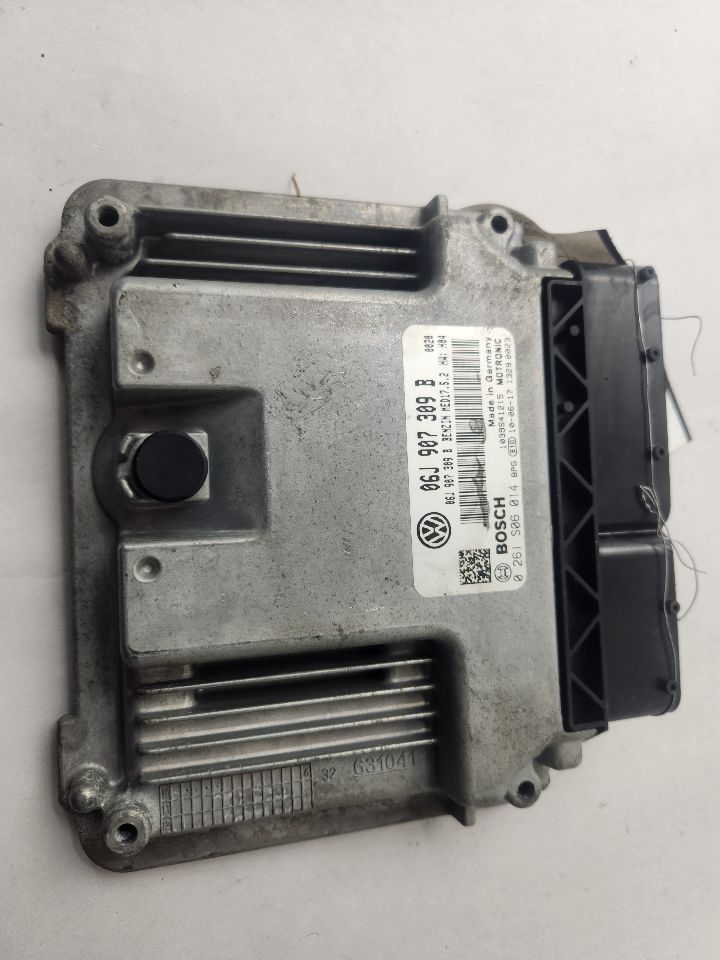 2011 VOLKSWAGEN CC Eng/Motor Cont Mod - 487741 — photo 2