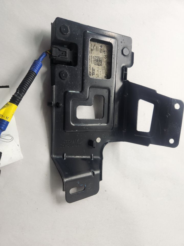 2022 HYUNDAI KONA Left Camera Projector - 487824 — photo 1