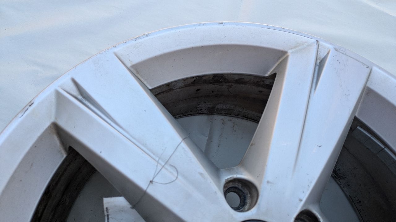 2013 VOLKSWAGEN PASSAT WHEEL - 487860 — photo 4
