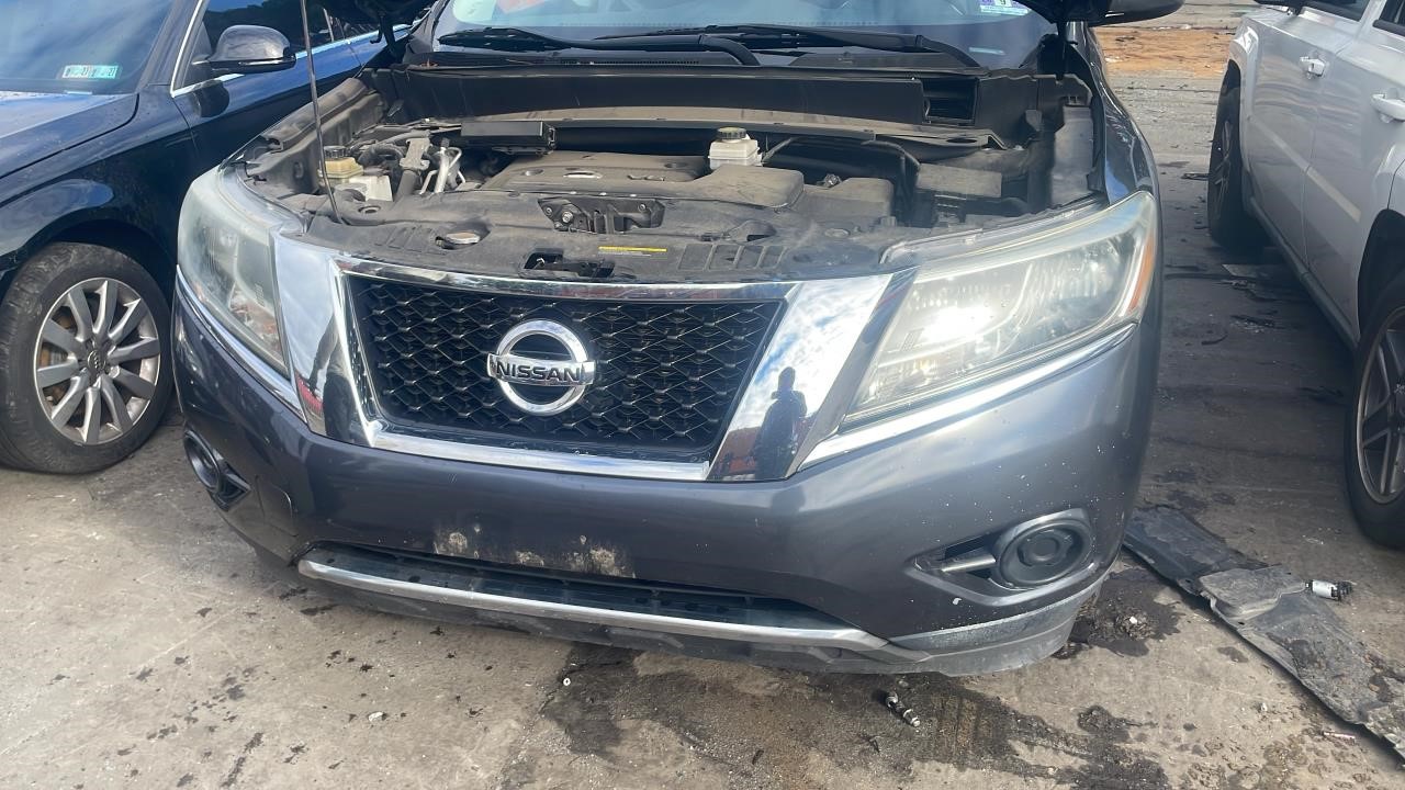 2014 NISSAN PATHFINDER BUMPER ASSY, FRONT - 487911 — photo 1