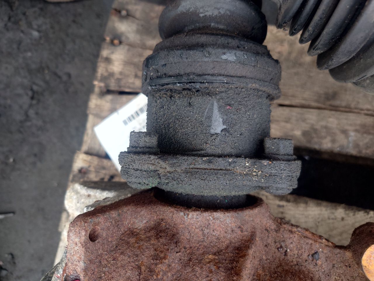 2001 LEXUS RX300 CARRIER ASSEMBLY - 488150 — photo 4