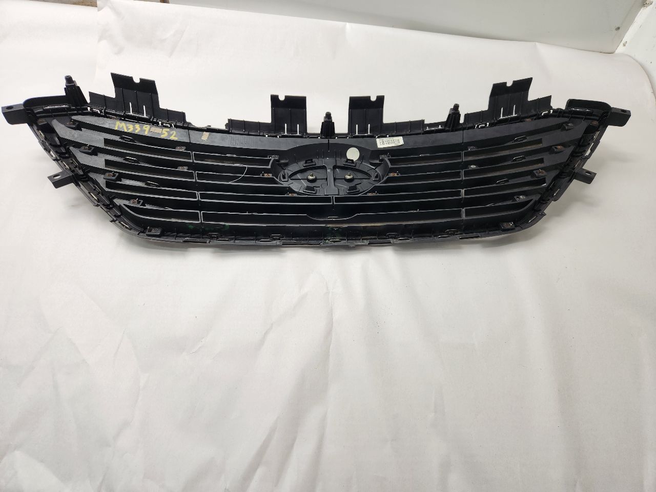 2015 HYUNDAI SONATA GRILLE - 488200 — photo 3