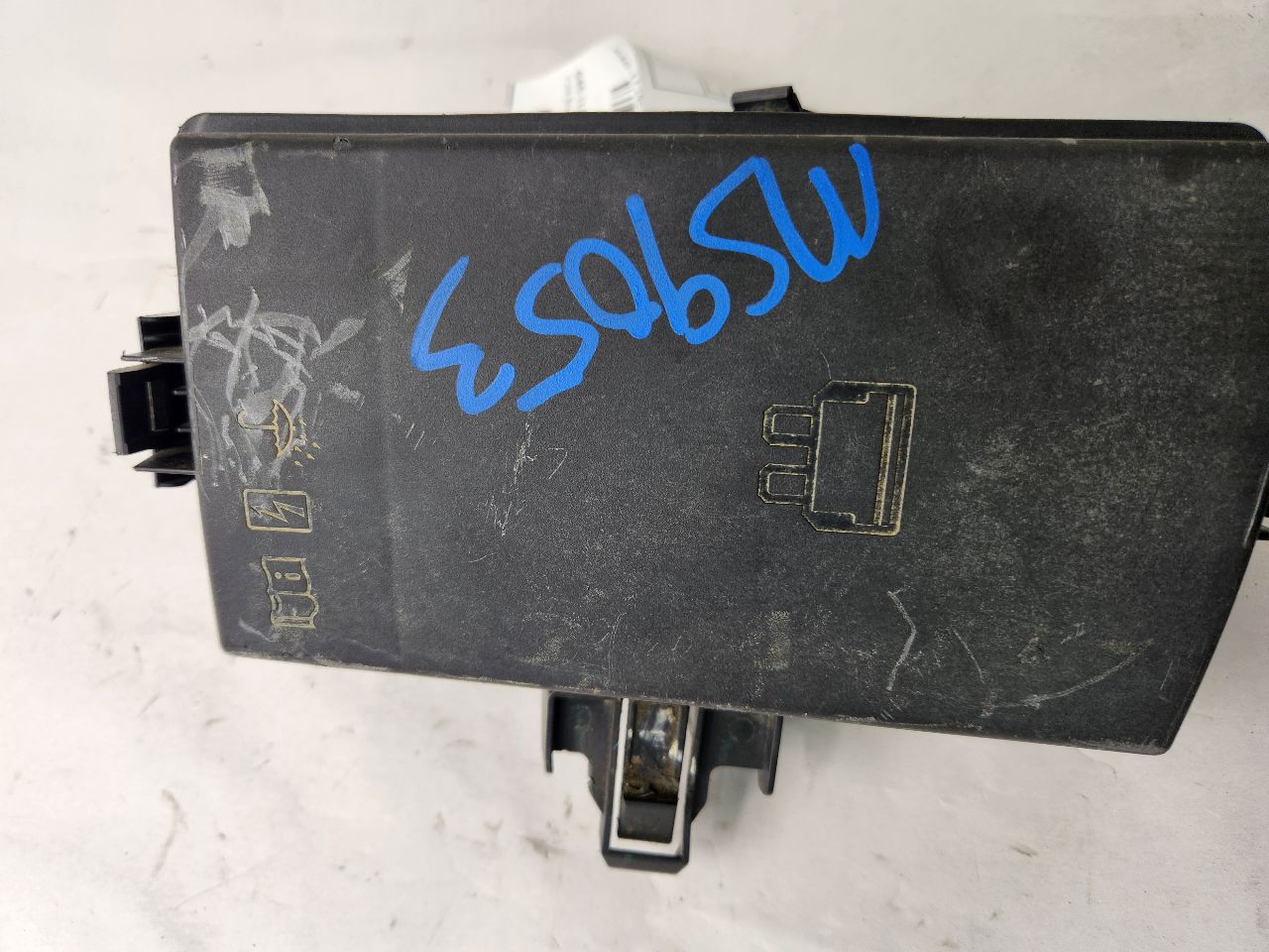 2024 VOLKSWAGEN TIGUAN Fuse Box, Engine - 488391